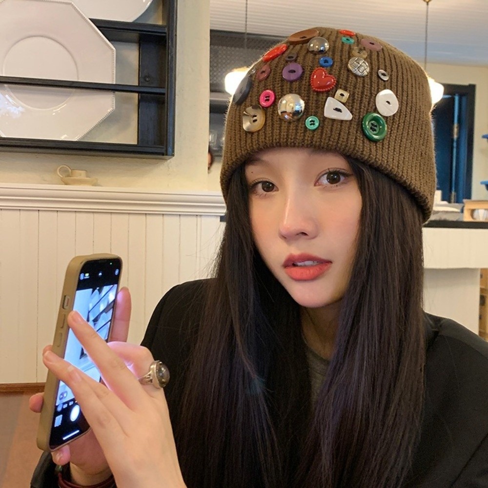 Beanie Cuffed Knit - Gorro de punto con botones de
